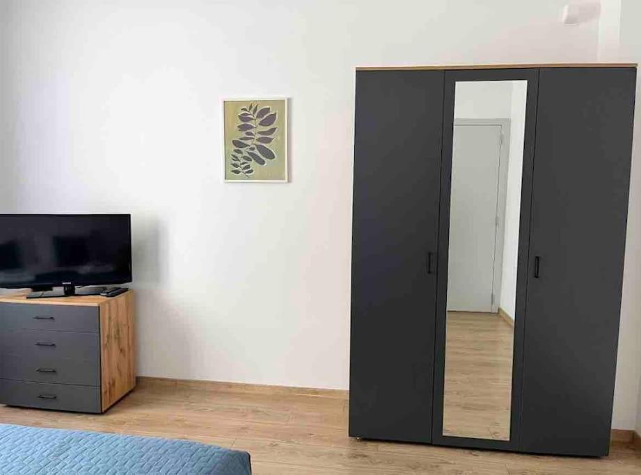 Apartemen Modern Center 2 Bedroom *